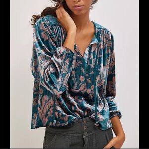 Anthropologie Faustine Velvet Peasant Blouse size S petite Retail $128